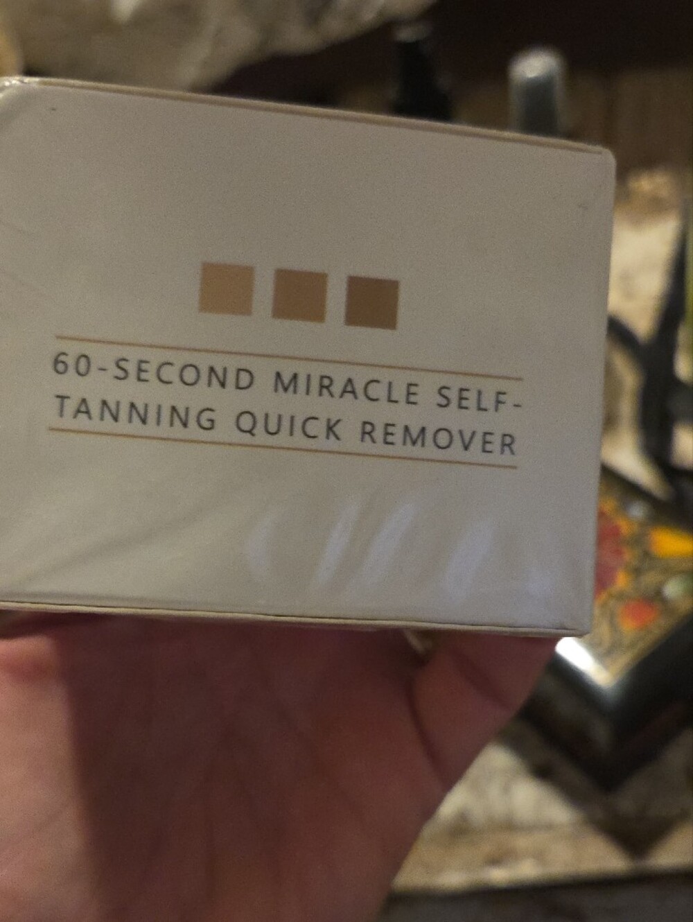 60-Second Miracle Self-Tanning Quick Remover - White - Picture 5 of 6